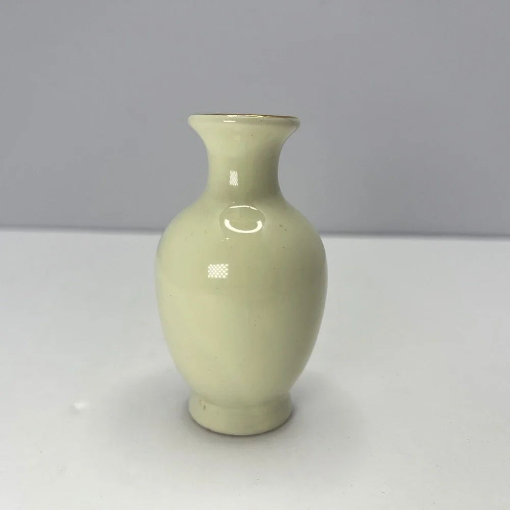 Vintage Bud Vase Pheasant Floral Gold Trim Chinoiserie Decor Grandmillennial